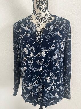 Bass Navy Blue Bird Print Floral Blouse Size Large Lightweight Boho Cottagecore